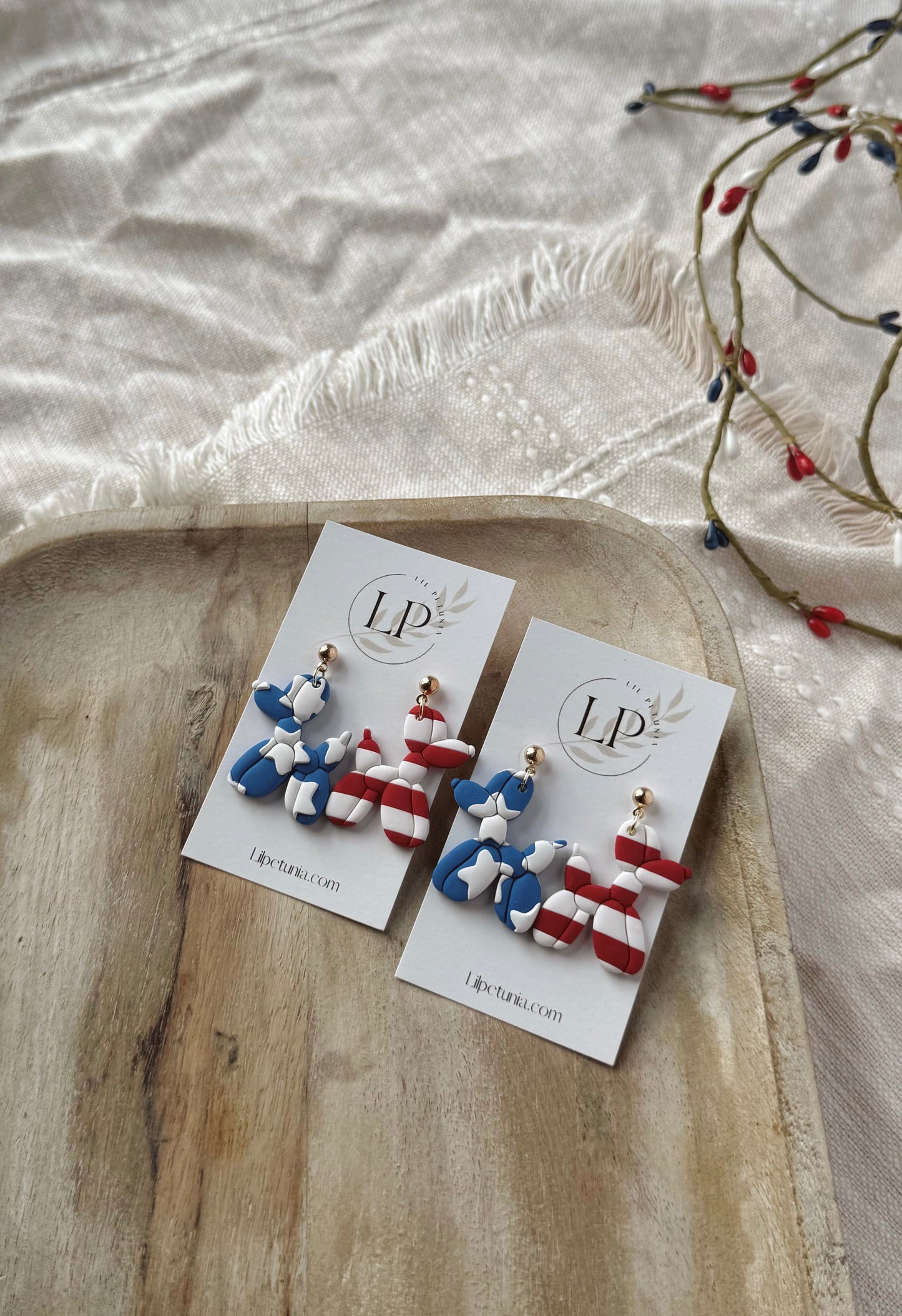 Patriotic Balloon Dogs